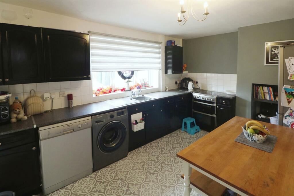 3 bed Terraced