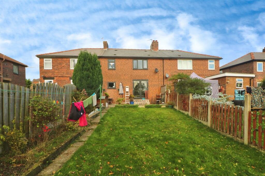 3 bed Terraced