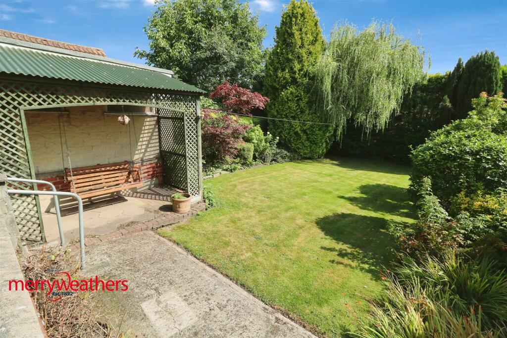 3 bed Semi-Detached