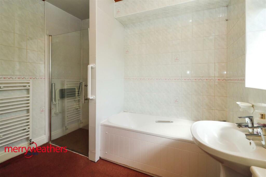 3 bed Semi-Detached