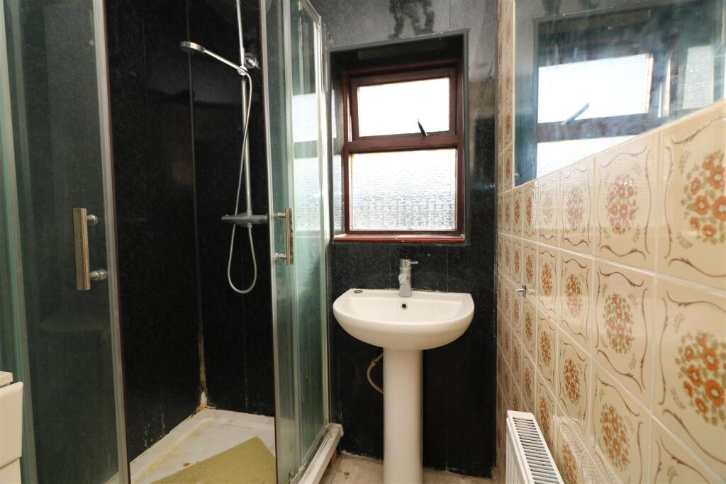 3 bed Semi-Detached