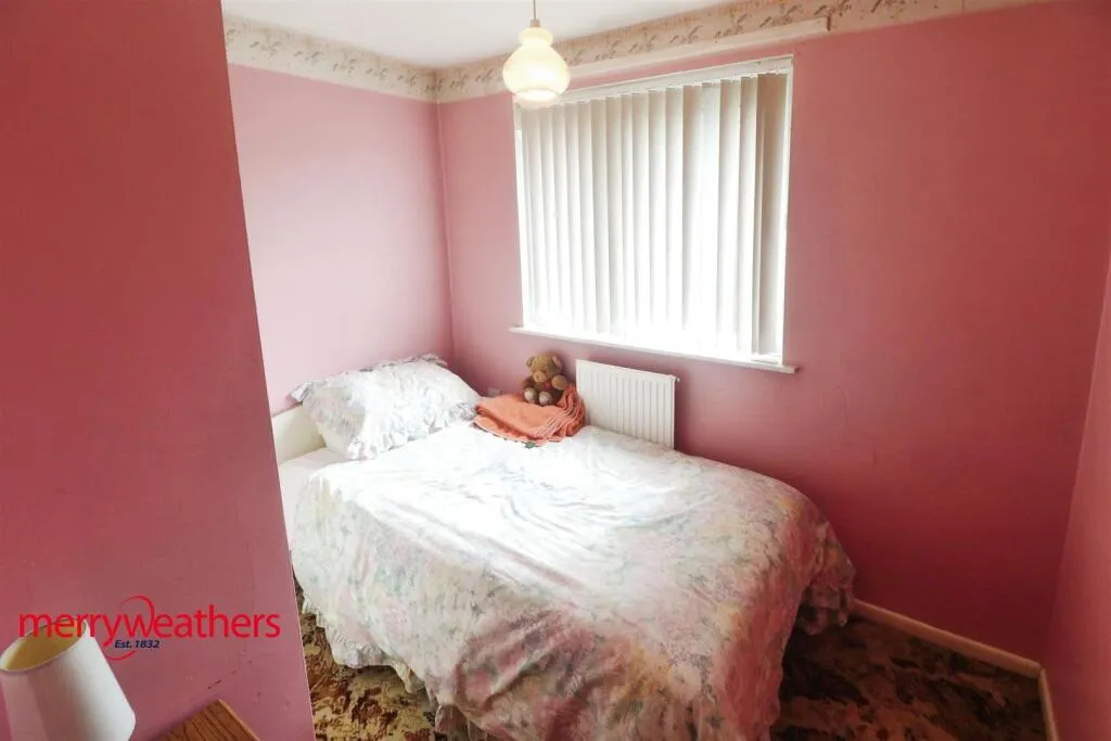 3 bed Semi-Detached