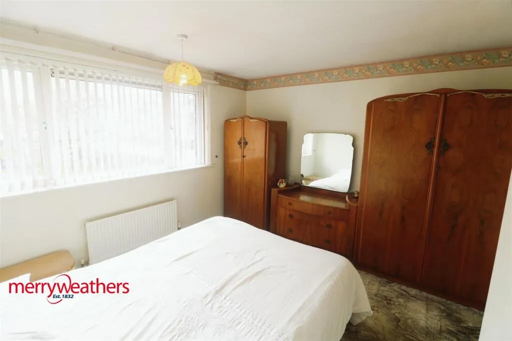 3 bed Semi-Detached