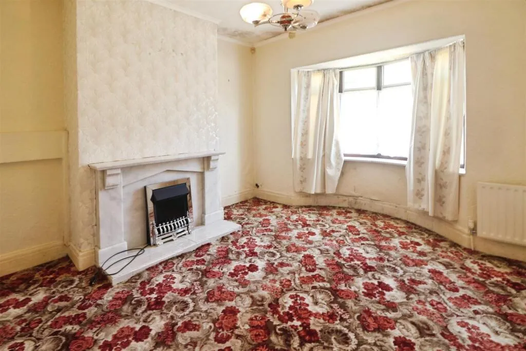 2 bed Detached Bungalow