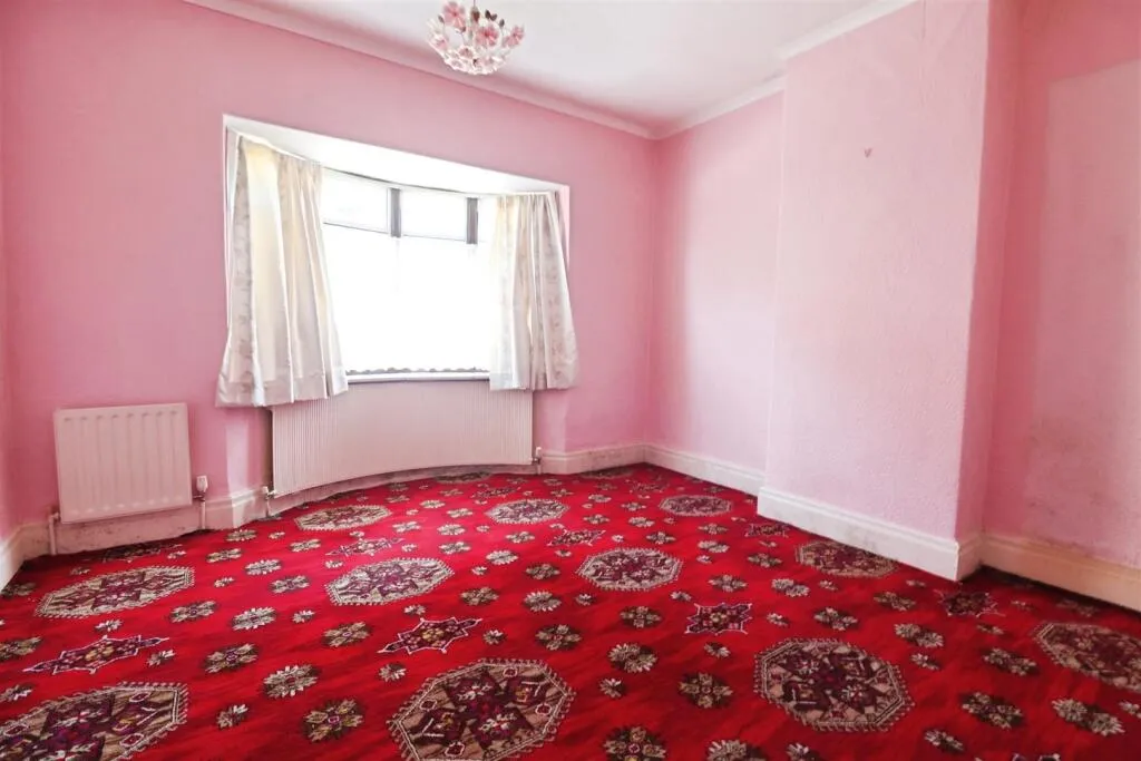 2 bed Detached Bungalow