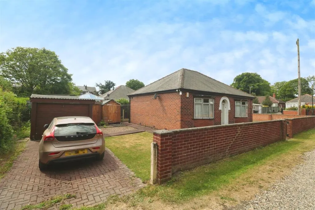 2 bed Detached Bungalow