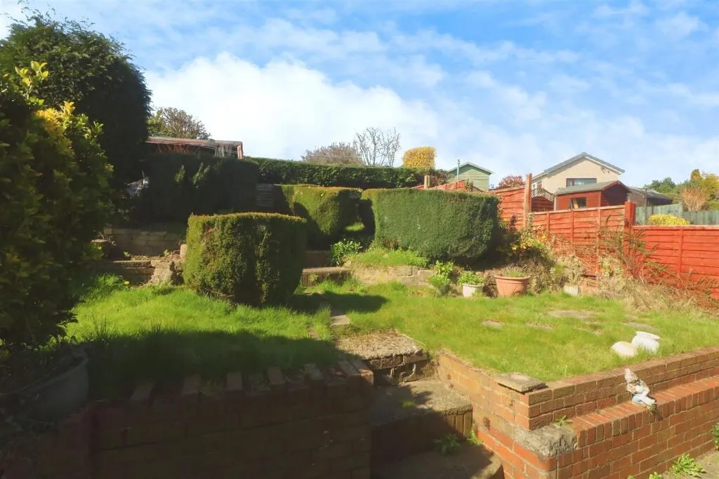 2 bed Semi-Detached Bungalow