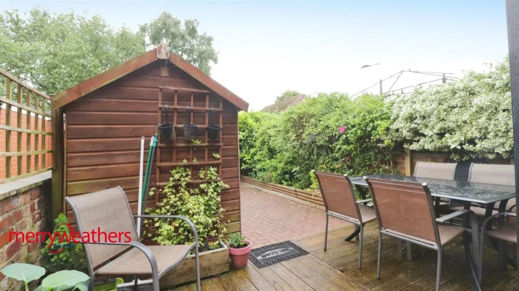2 bed Terraced