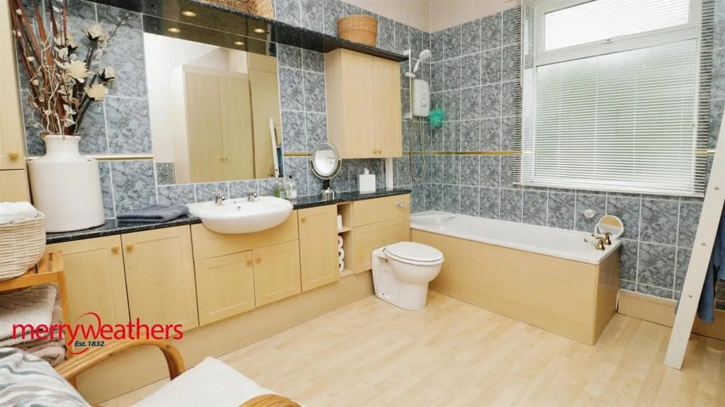 2 bed Terraced