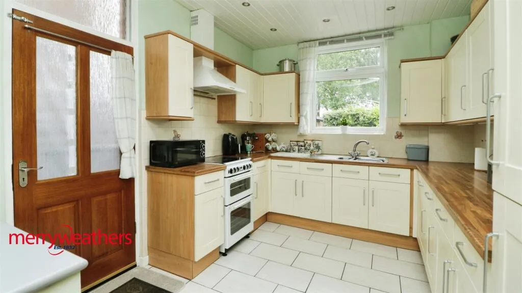 2 bed Terraced