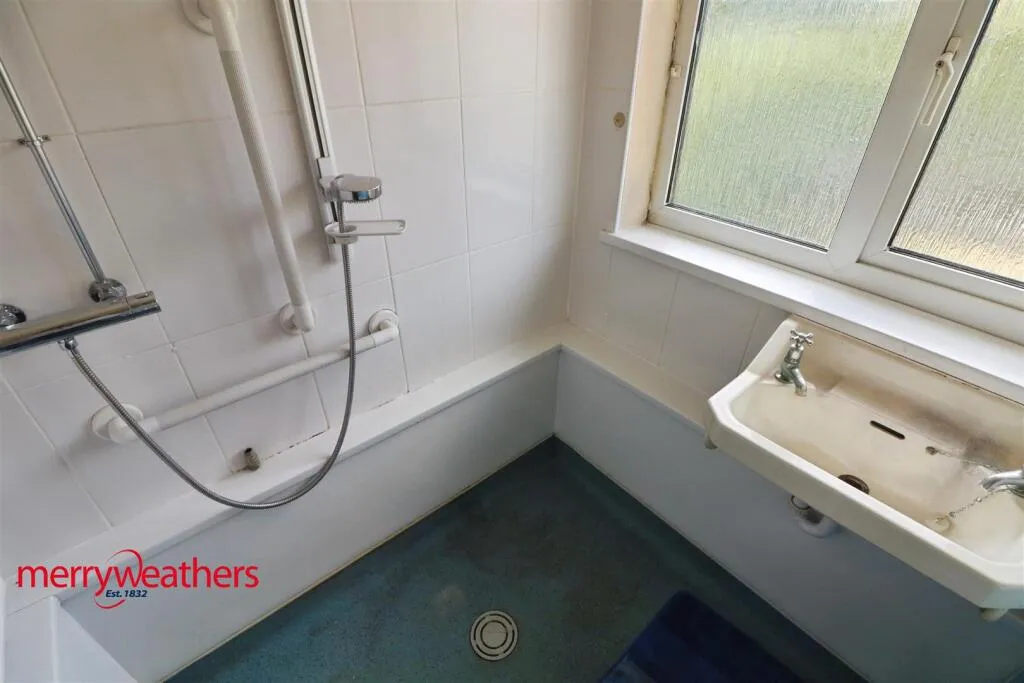 3 bed Semi-Detached