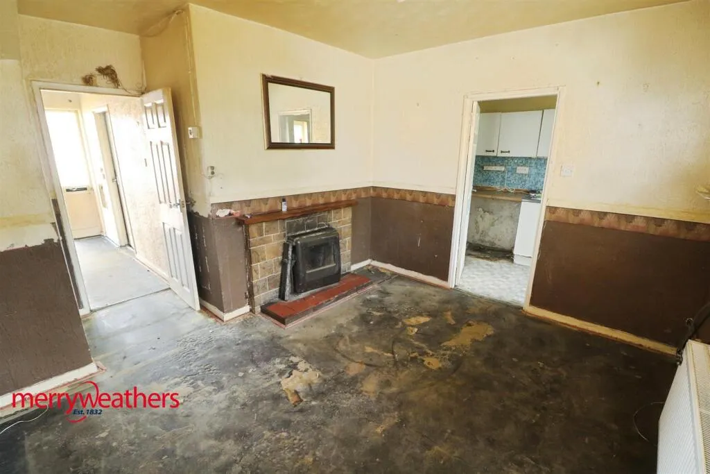 3 bed Semi-Detached
