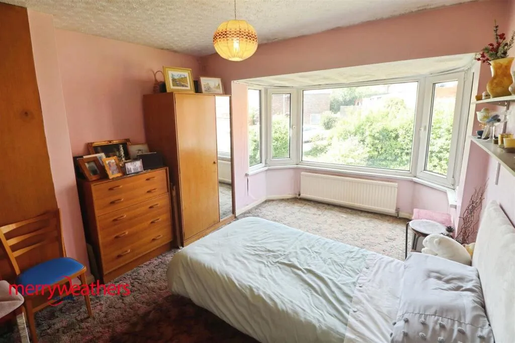 3 bed Semi-Detached