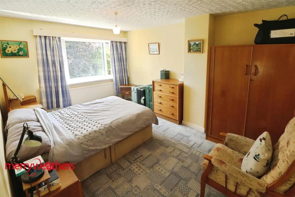 3 bed Semi-Detached