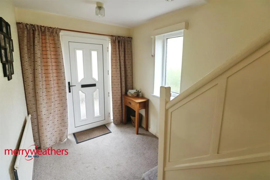 3 bed Semi-Detached