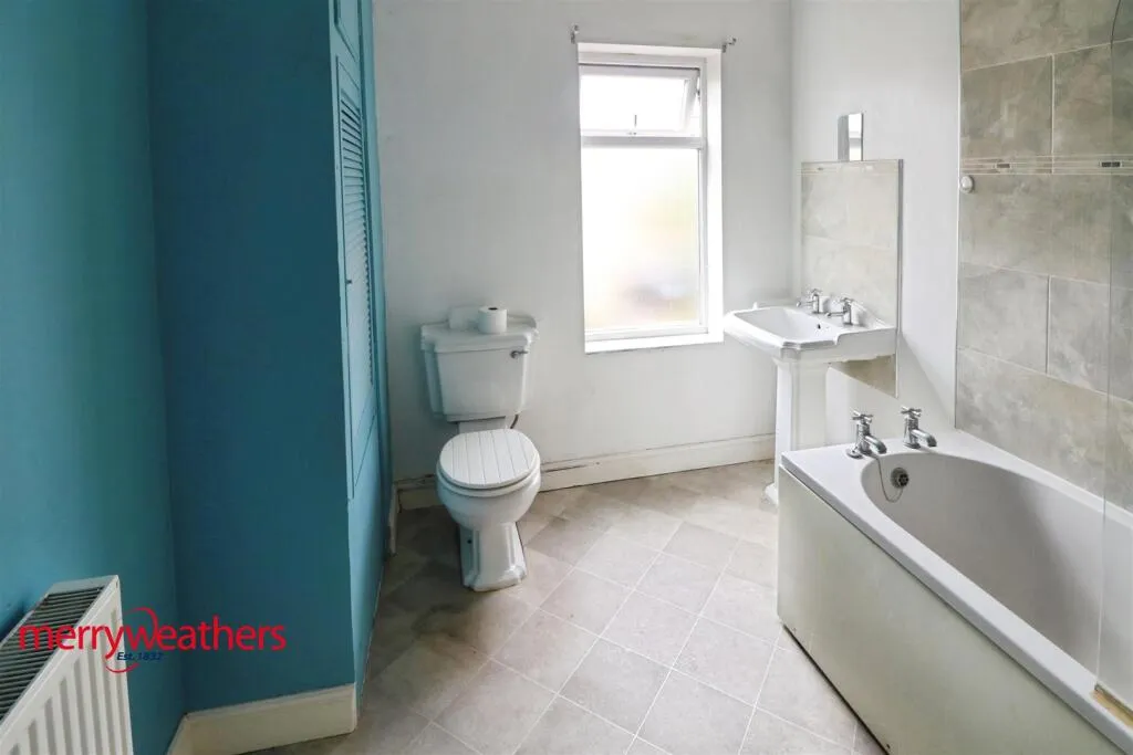 2 bed Terraced