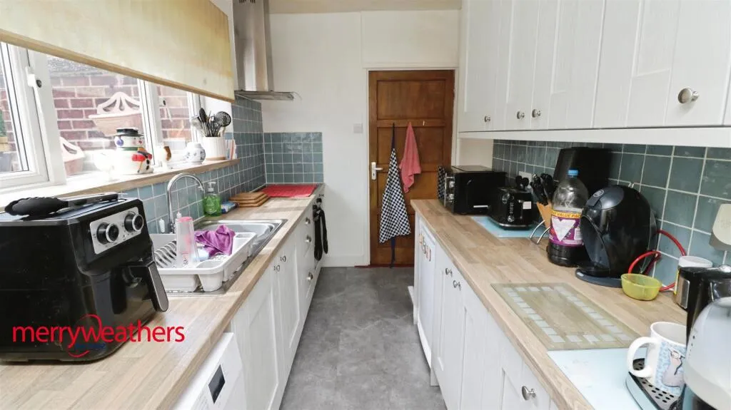3 bed Semi-Detached