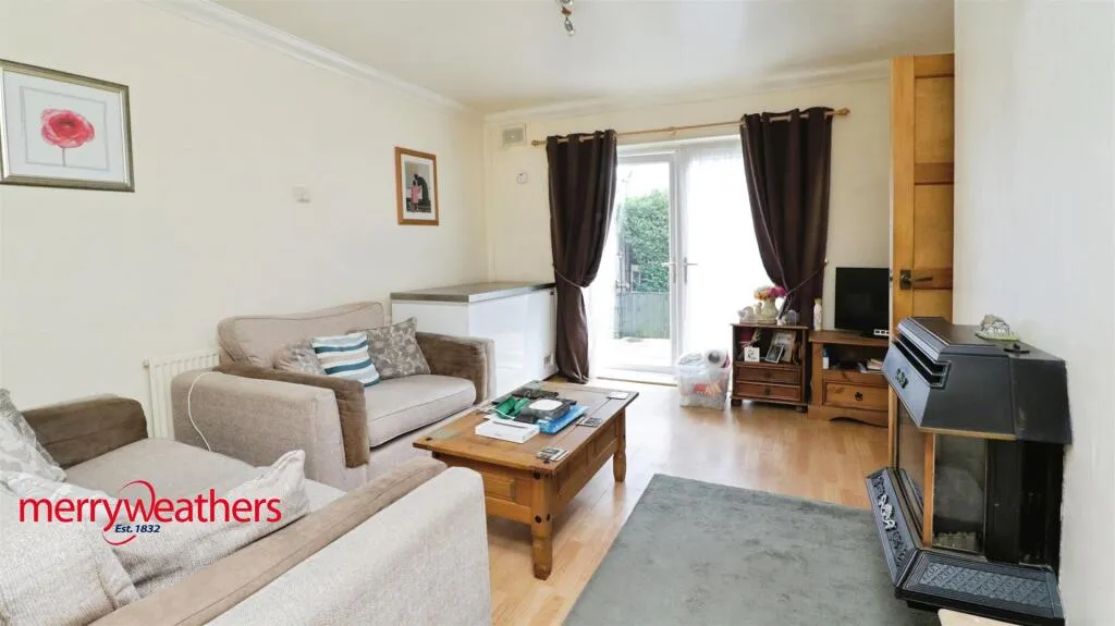 3 bed Semi-Detached
