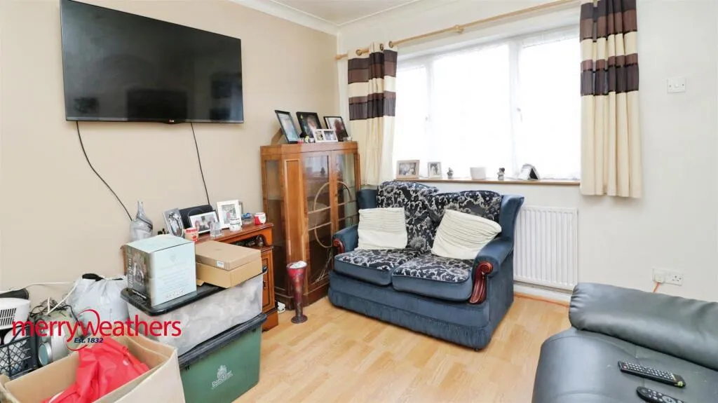 3 bed Semi-Detached