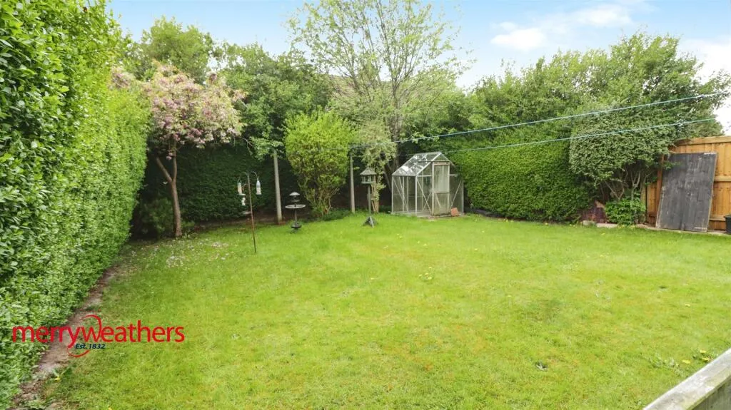 3 bed Semi-Detached