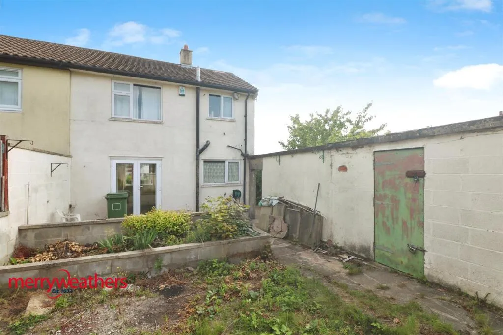 2 bed Semi-Detached