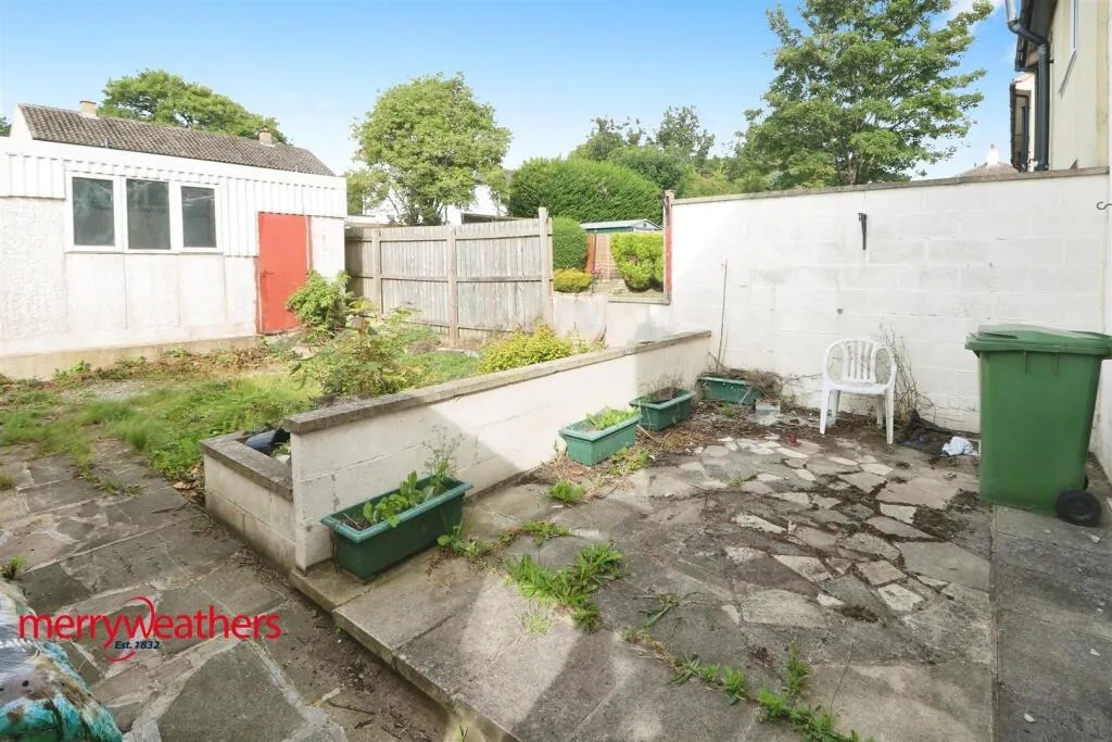 2 bed Semi-Detached