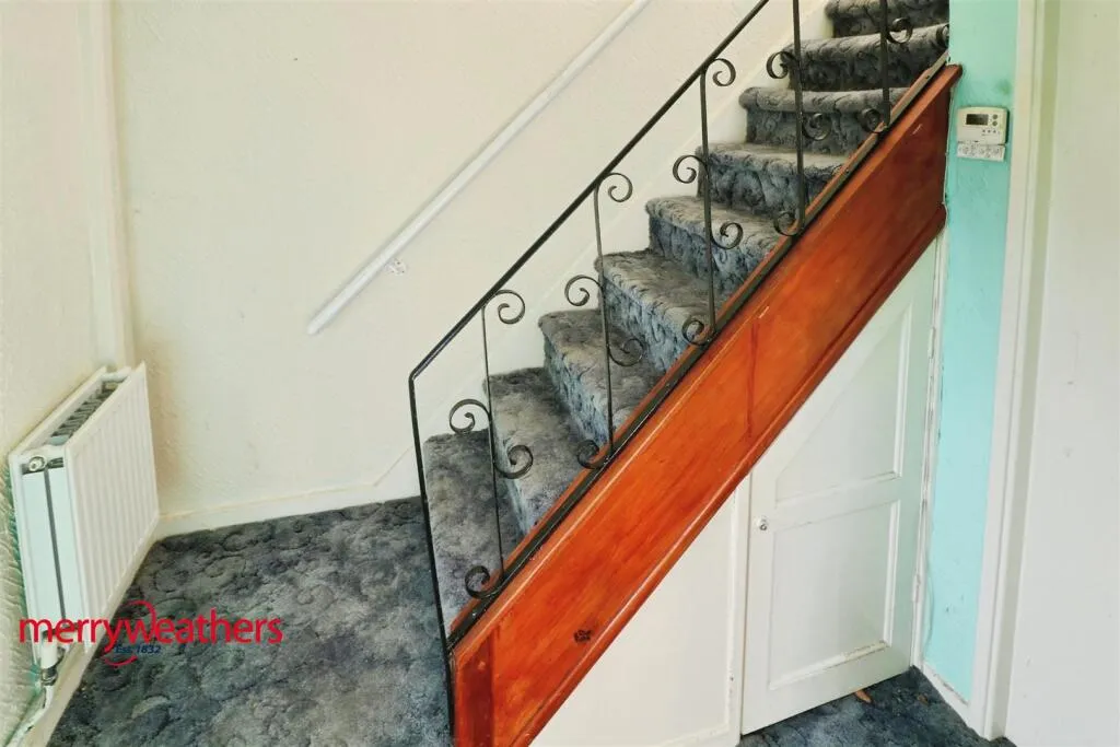 2 bed Semi-Detached
