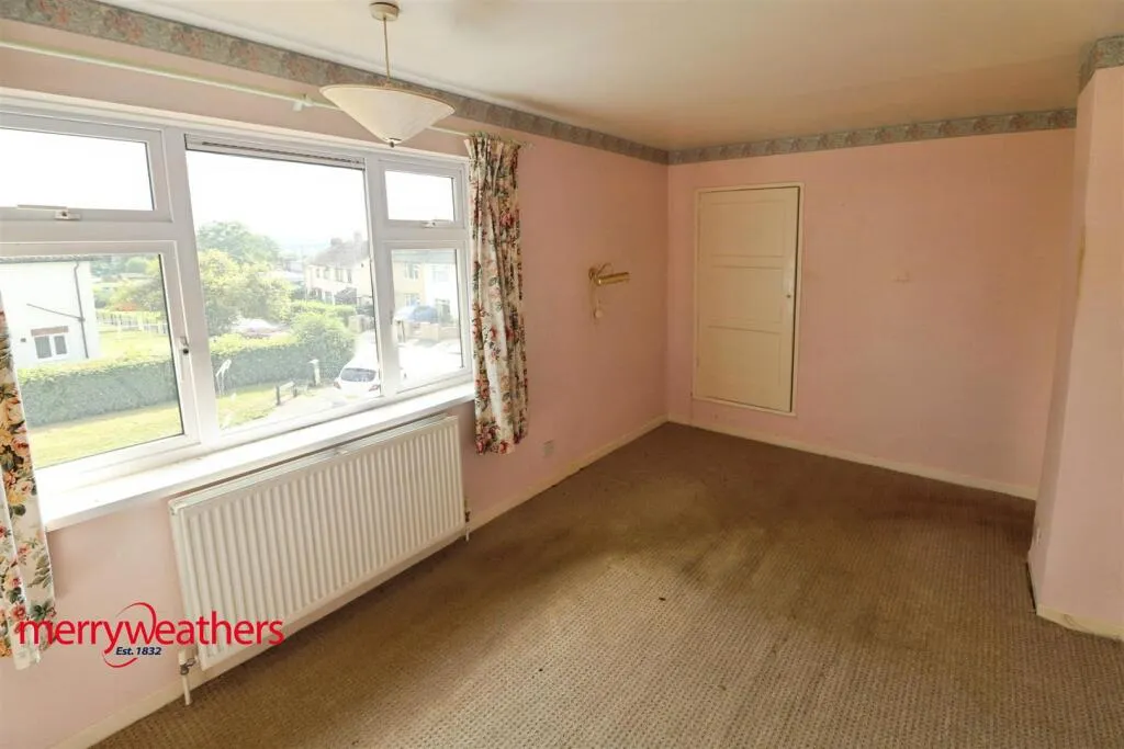 2 bed Semi-Detached