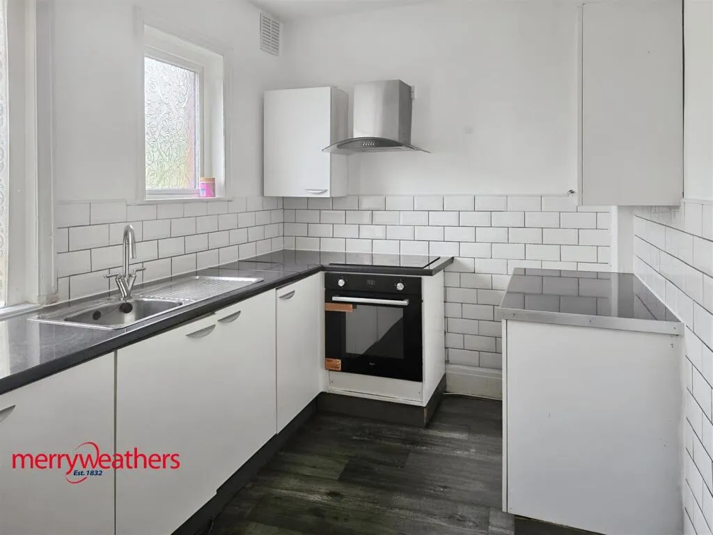 2 bed Semi-Detached