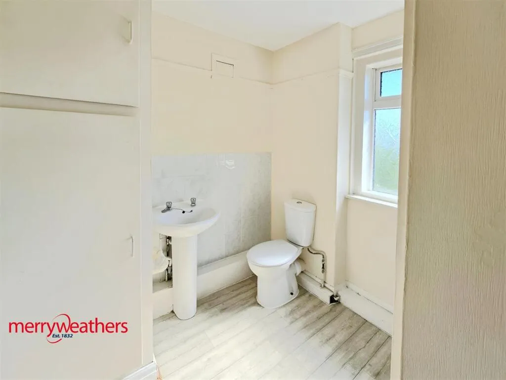2 bed Semi-Detached