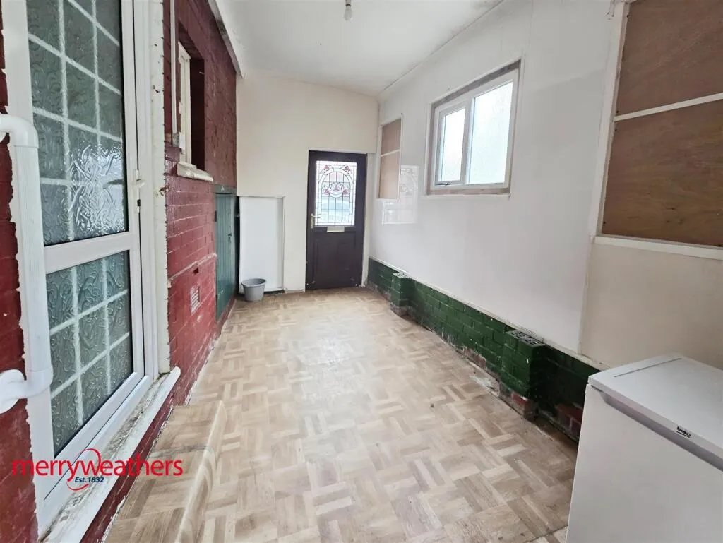 2 bed Semi-Detached