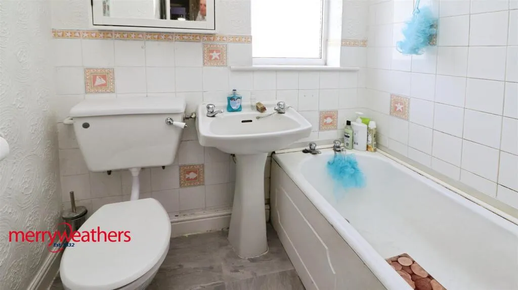 2 bed Terraced