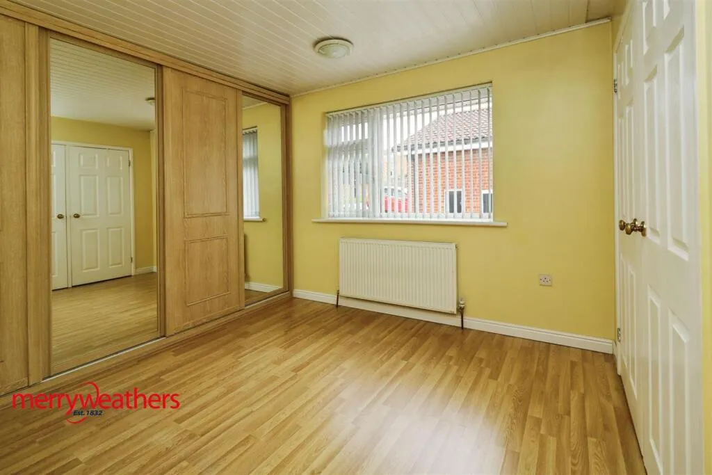 2 bed Detached Bungalow