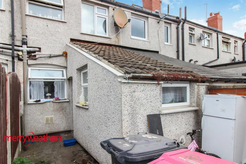 2 bed Terraced