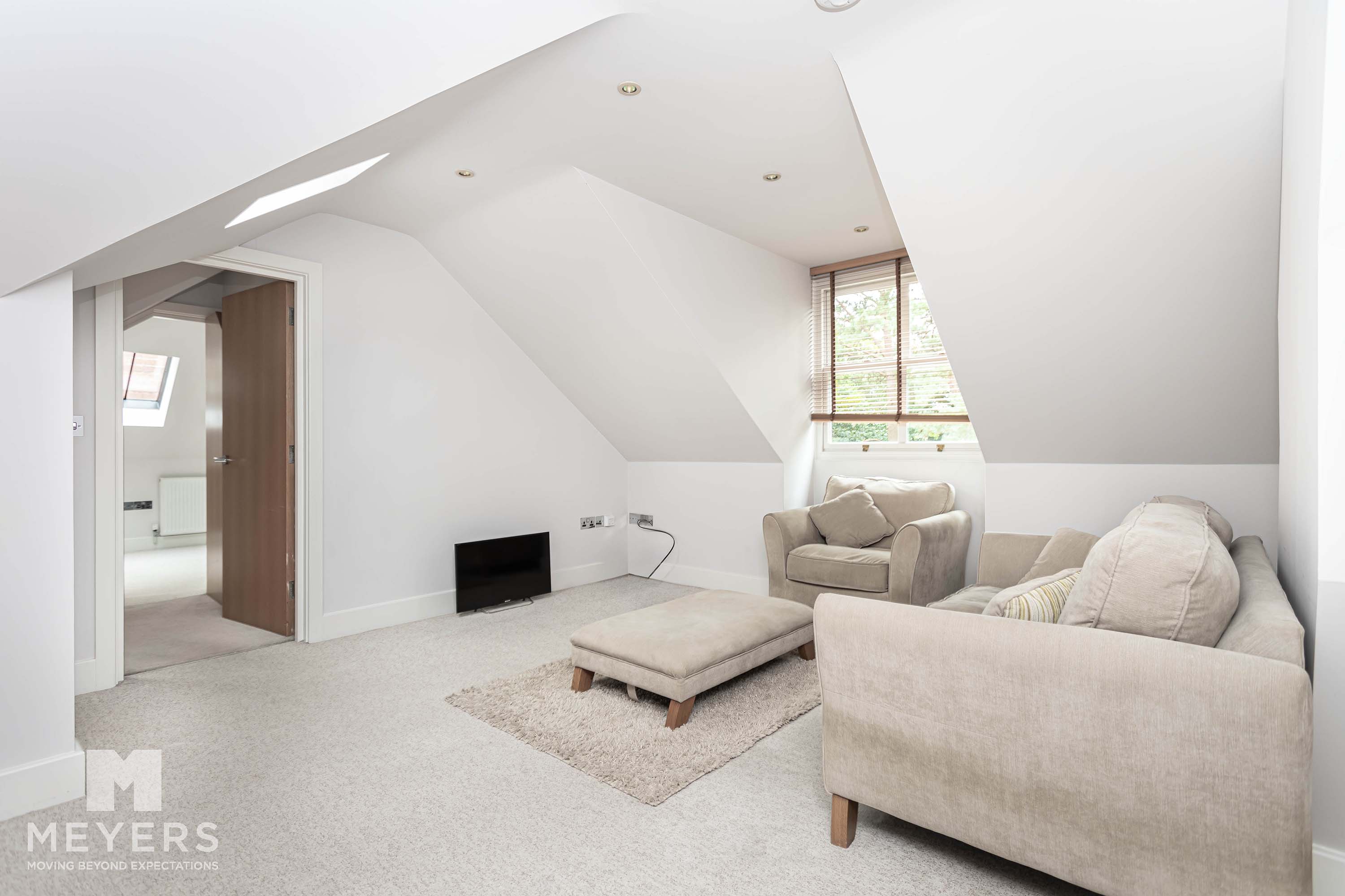 2 bed Apartment