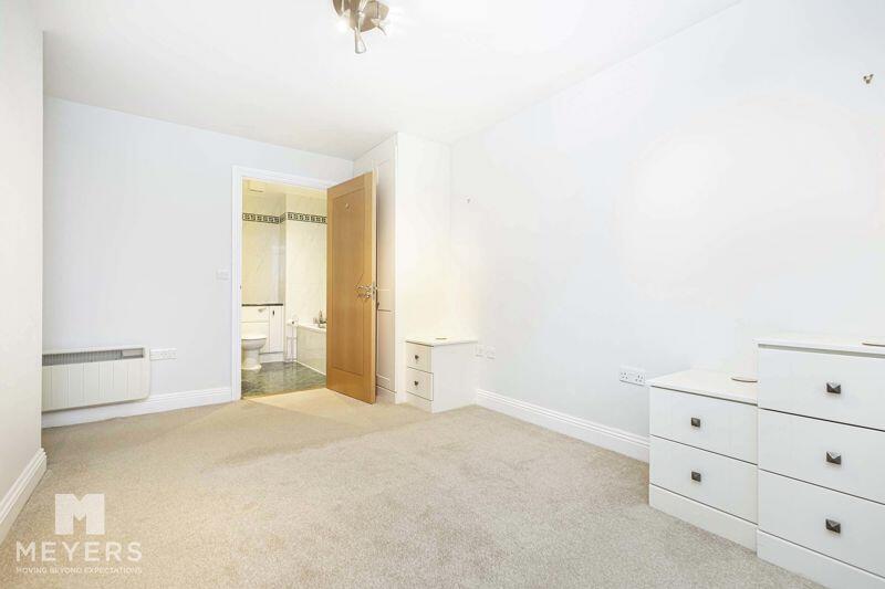 2 bed Apartment