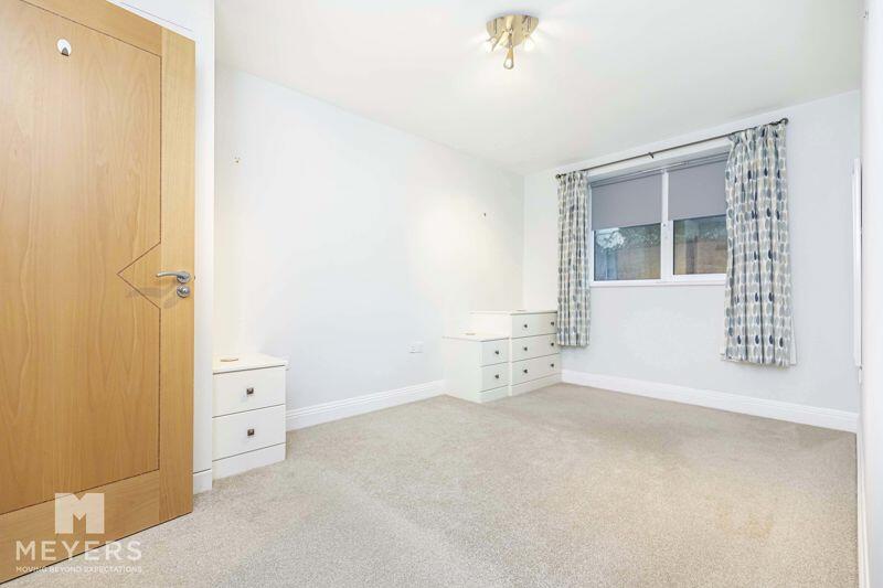 2 bed Apartment