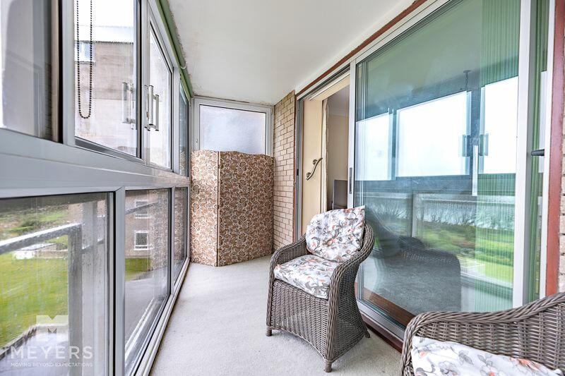 3 bed Apartment