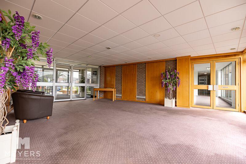 3 bed Apartment