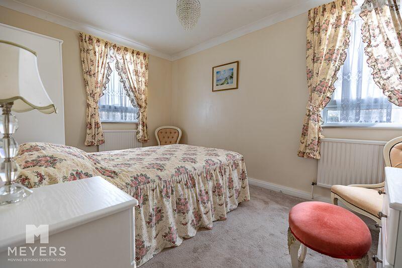 3 bed Apartment