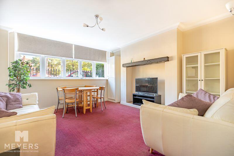 1 bed Ground Flat