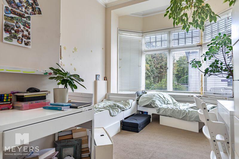 2 bed Apartment
