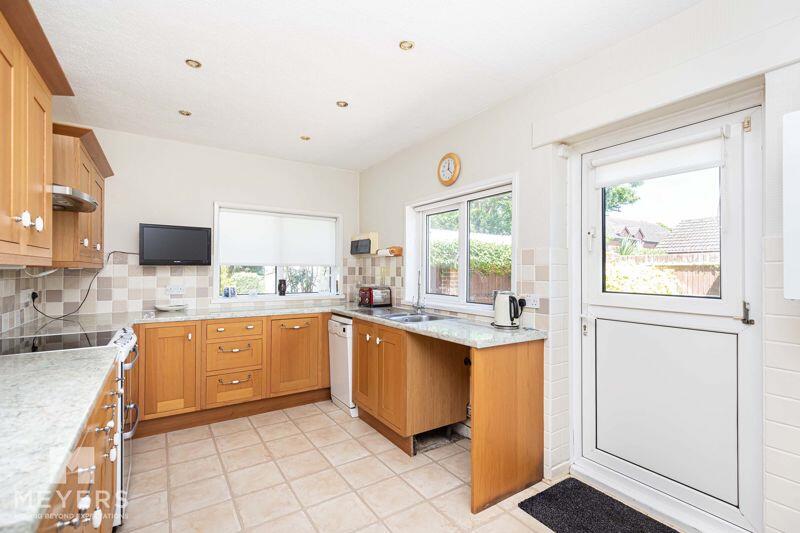 3 bed Detached Bungalow