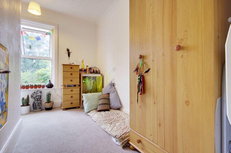 4 bed Detached