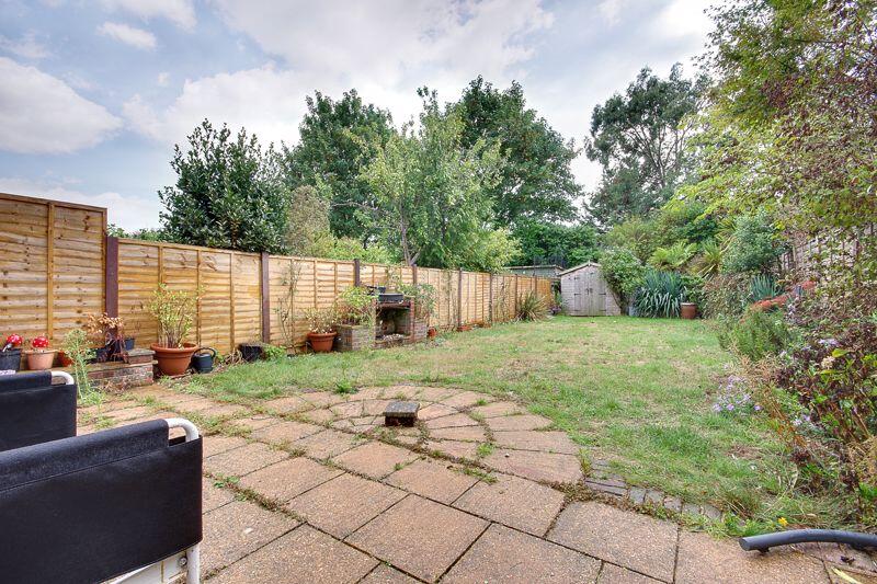 4 bed Detached