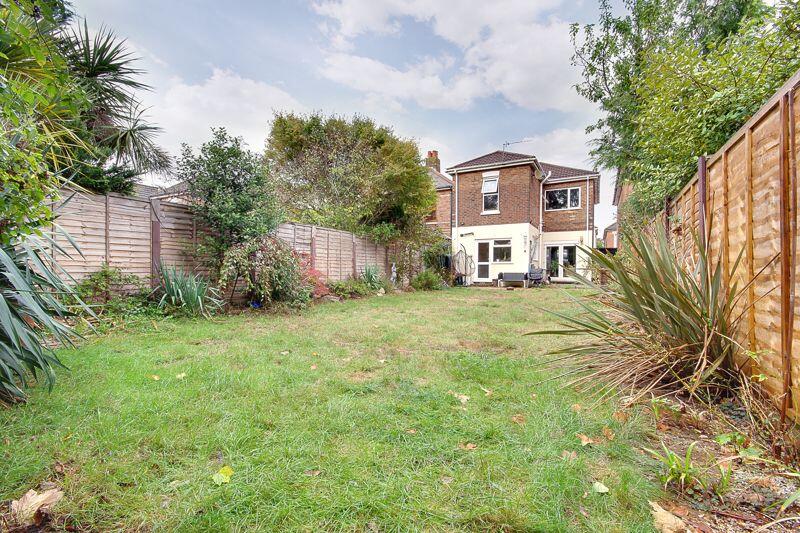 4 bed Detached