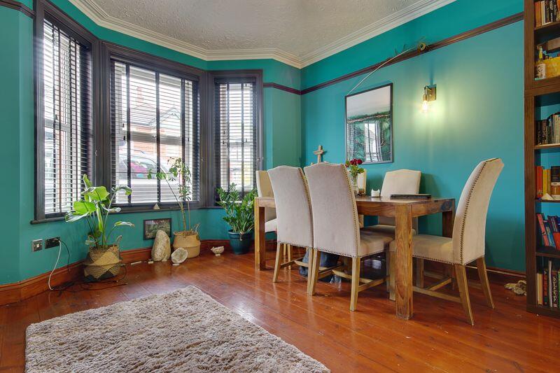 4 bed Detached