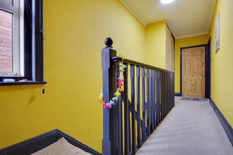 4 bed Detached