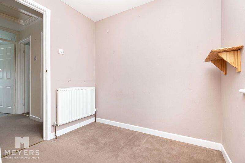 3 bed End of Terrace
