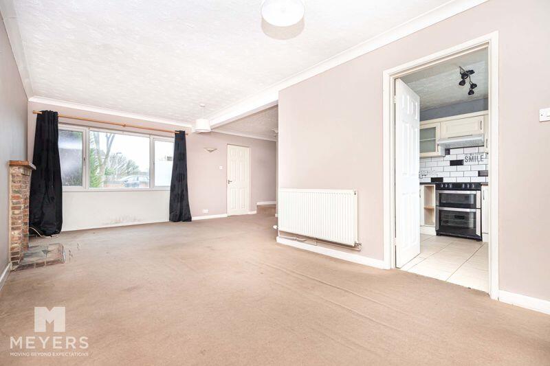3 bed End of Terrace